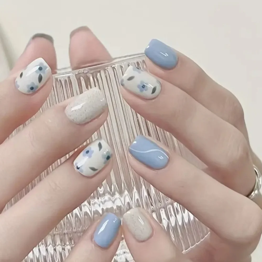 24 Pieces Fake Press On Nails